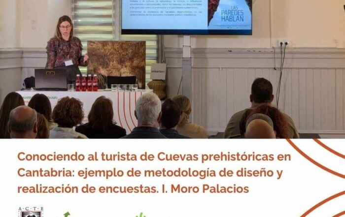 Isabel Moro, profesora del CIESE-Fundacion Comillas en, IX congreso español sobre cuevas y minas turisticas