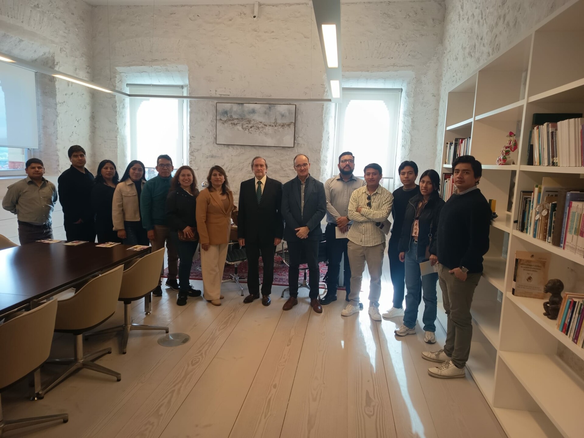 Estudiantes de UNASAM en Perú visitan CIESE-Fundación Comillas