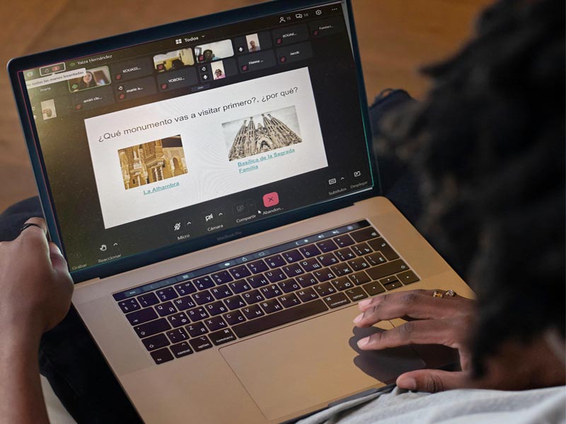 Curso español del turismo en linea